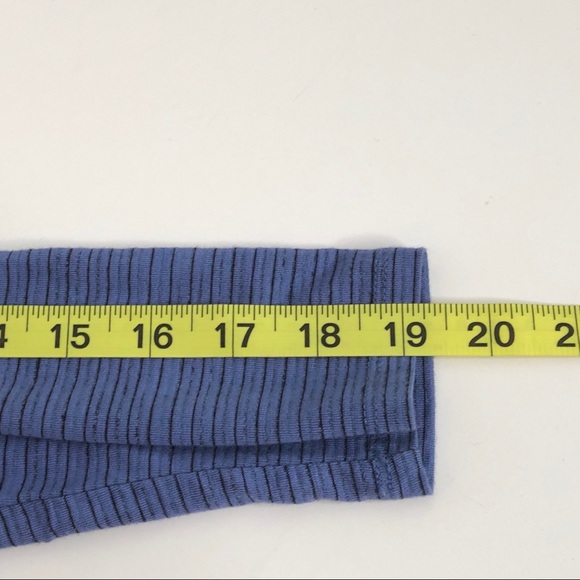 Everleigh Stripped Blue Cropped Tie Top S NWT - Picture 9 of 10